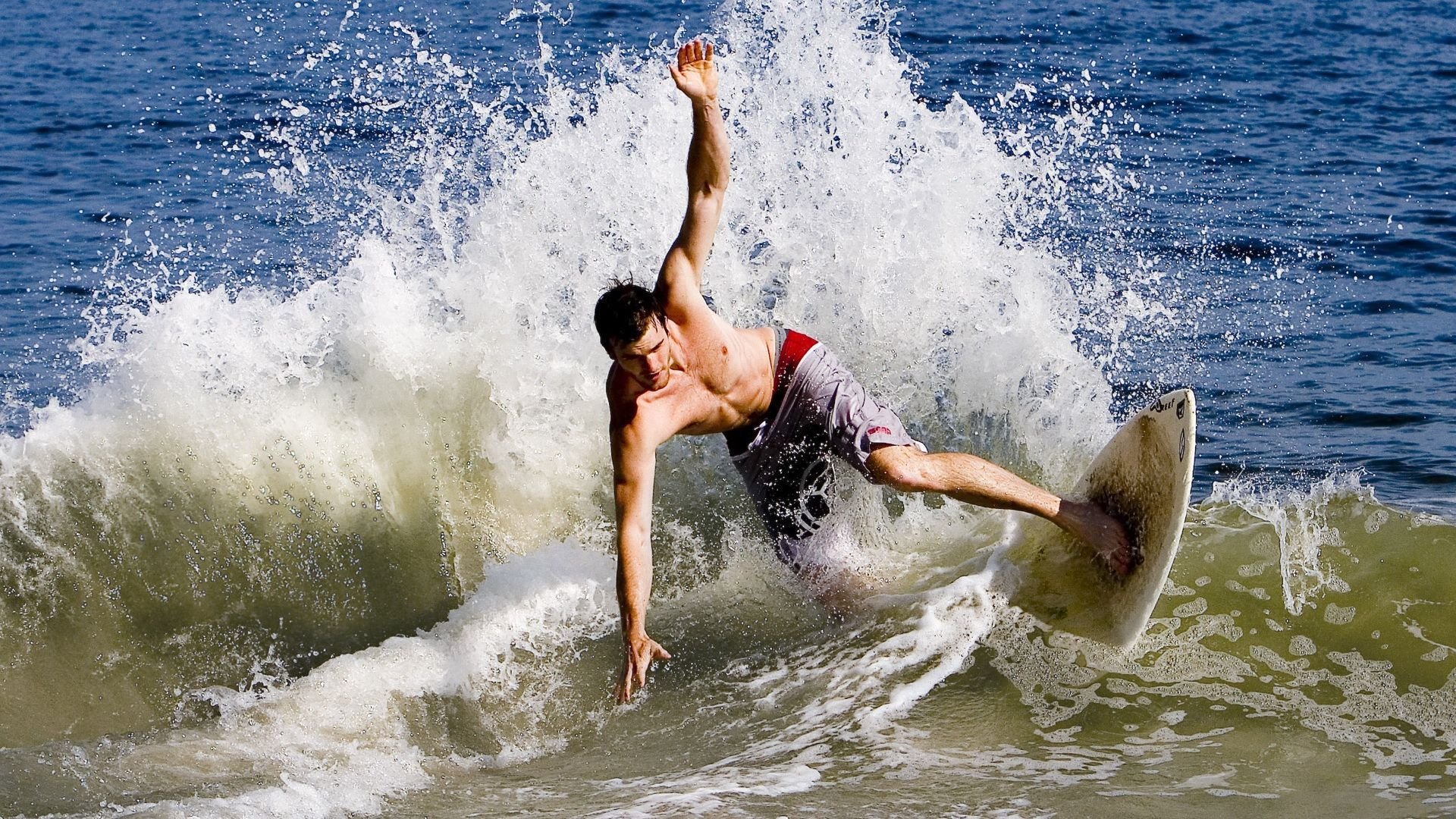 星空sports-《PUBGMobile》“极限突破”全球总决赛，高手云集大比拼！